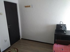 Garsonieră de vânzare, în Bucureşti, zona Universitate