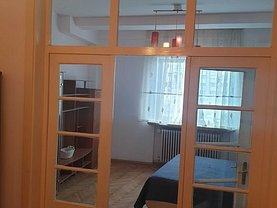 Garsonieră de vânzare, în Bucuresti, zona Calea Victoriei