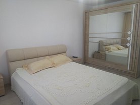 Casa de vânzare 6 camere, în Frumuşani