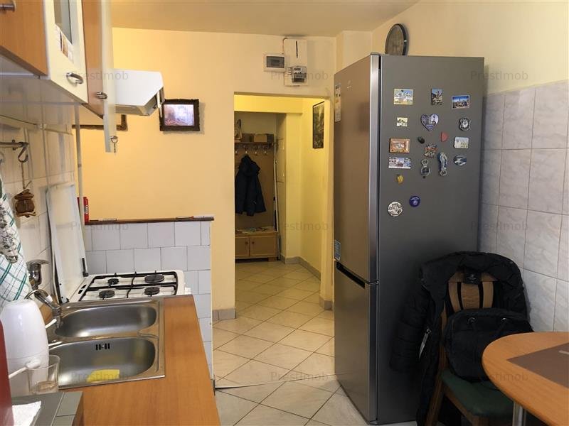 De vanzare apartament 3 camere, 2 bai in Tudor
