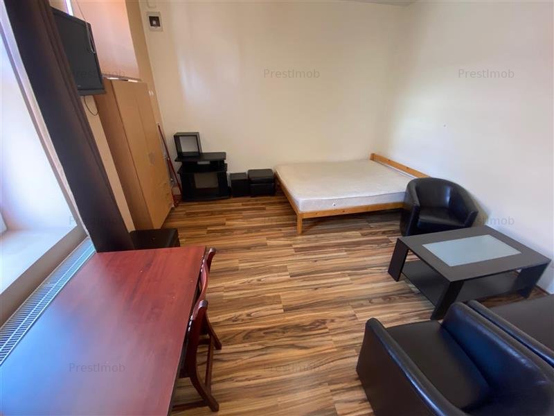 Apartament cu o camera de inchiriat in zona centrala