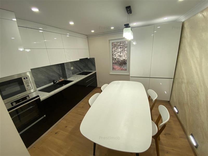 De inchiriat apartament cu doua camere in Tudor
