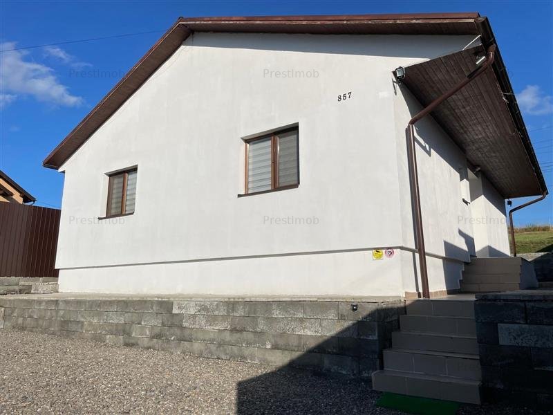 De vanzare casa unifamiliala, in Cristesti, zona Materom