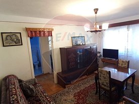 Apartament de vânzare 2 camere, în Arad, zona Aurel Vlaicu