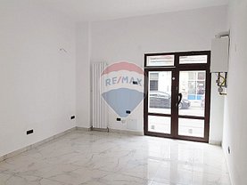 Vânzare spaţiu comercial