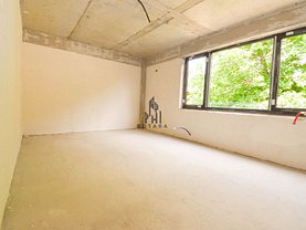 Apartament de vânzare 3 camere, în Iaşi, zona Tătăraşi