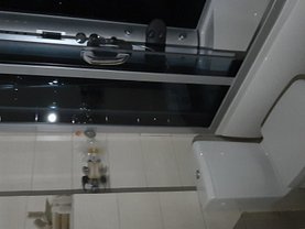 Apartament de vânzare 3 camere, în Craiova, zona Craiovita Noua