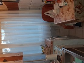 Apartament de vânzare 3 camere, în Albesti