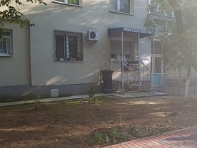 Apartament de vânzare 3 camere, în Bucuresti, zona Dristor