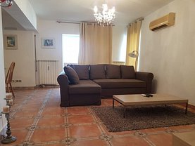 Apartament de vânzare 2 camere, în Bucureşti, zona Unirii