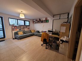 Apartament de vânzare 3 camere, în Bucureşti, zona Iancului