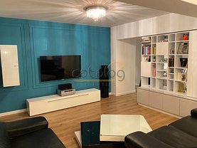 Apartament de vanzare 3 camere, în Bucuresti, zona Decebal