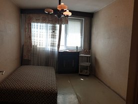 Apartament de vânzare 3 camere, în Bucureşti, zona Dristor