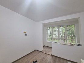 Apartament de închiriat 3 camere, în Bucureşti, zona P-ţa Reşiţa