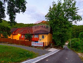 Casa de vânzare 10 camere, în Bulzeştii de Sus