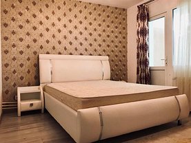 Apartament de închiriat 3 camere, în Iasi, zona Central