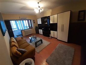 Apartament de închiriat 3 camere, în Iasi, zona Central