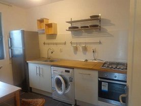 Apartament de închiriat 2 camere, în Iasi, zona Central