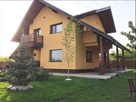 Casa de vânzare 4 camere, în Valea Ursului, zona Central