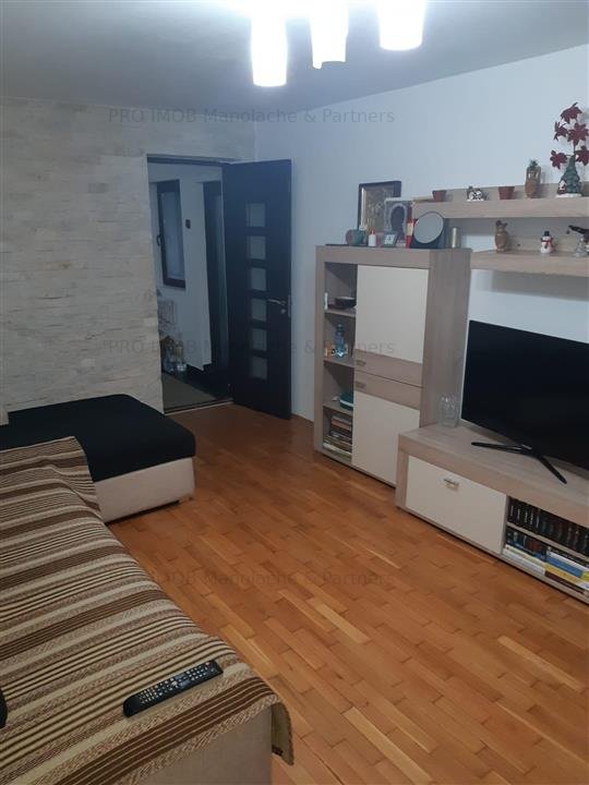 Casa tip parter in zona Brosteni