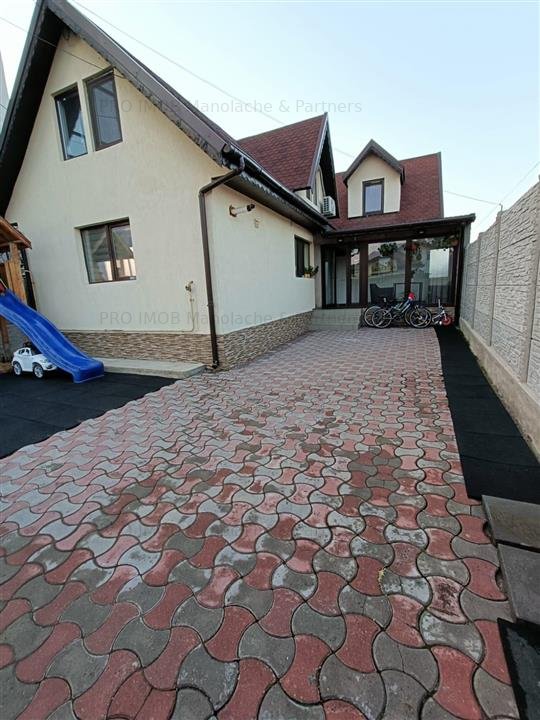 Casa de vanzare tip P+1 strada Prutului