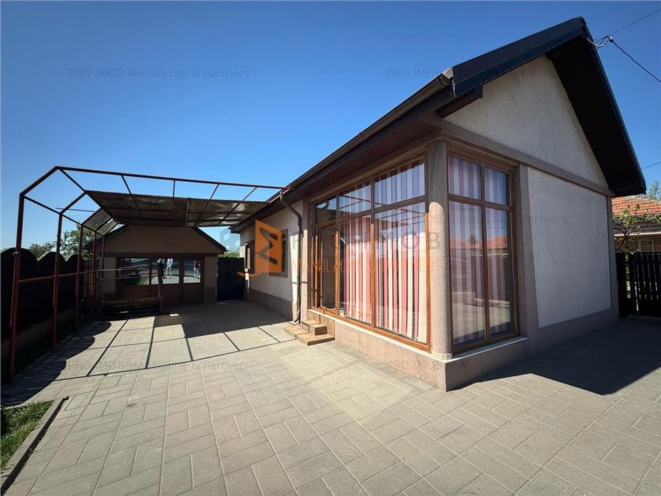 Casa tip parter in zona centrala a localitatii Capatanesti