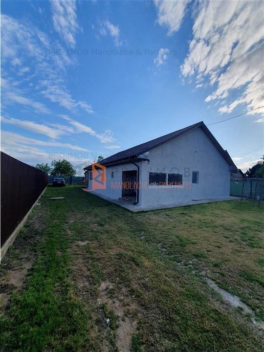 EXCLUSIVITATE! Casa + teren 1250 mp in Smeeni, Buzau