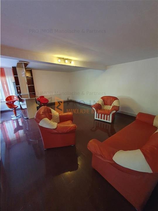 EXCLUSIVITATE! Casa cu teren si garaj in cartierul Mihai Viteazu