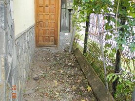 Apartament de vânzare 2 camere, în Campina