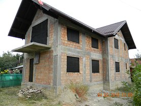 Casa de vânzare 6 camere, în Breaza