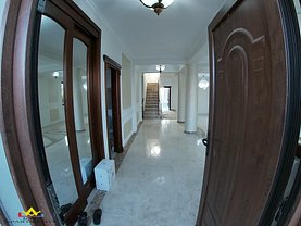 Casa de vânzare 6 camere, în Bucureşti, zona Sud