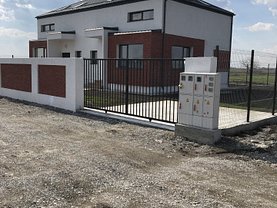 Casa 4 camere în Otopeni, Central