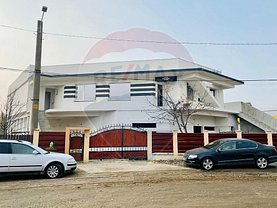 Închiriere spaţiu comercial