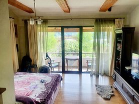 Casa de vânzare 3 camere, în Piatra-Neamt, zona Central