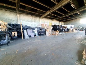 Vânzare spaţiu industrial