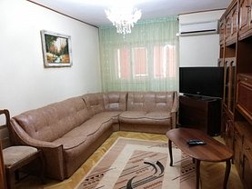 Apartament de închiriat 3 camere, în Iaşi, zona Centru Civic