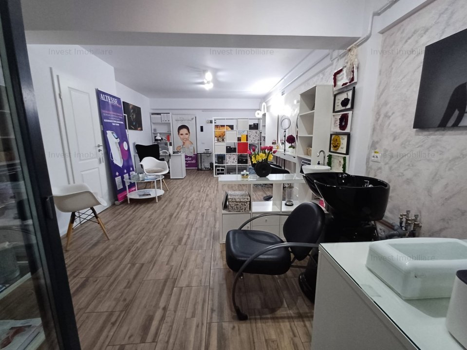Apartament 3 camere, Bloc nou, loc de parcare