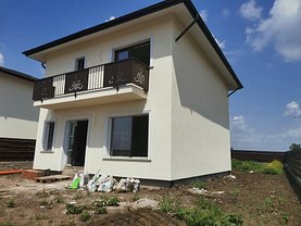 Casa de vânzare 4 camere, în Iasi, zona Popas Pacurari