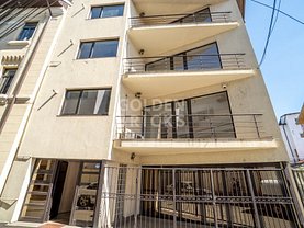Casa de închiriat 12 camere, în Bucureşti, zona P-ţa Victoriei