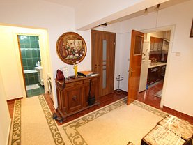 Apartament de închiriat 3 camere, în Bucuresti, zona Morarilor