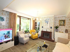 Casa de vânzare sau de închiriat 9 camere, în Corbeanca