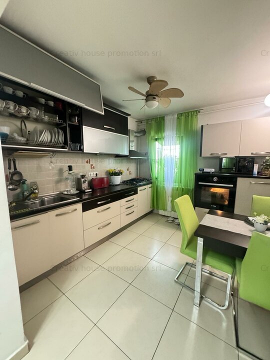 Apartament spatios , hol H ,trei camere zona 13 Septembrie , mobilat utilat