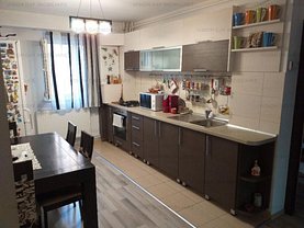 Apartament de vânzare 3 camere în Cluj-Napoca, Central