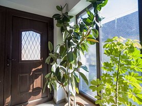 Casa de vânzare 7 camere, în Codlea, zona Central