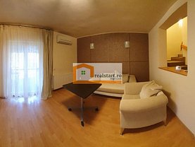 Casa de închiriat 5 camere, în Voluntari, zona Central