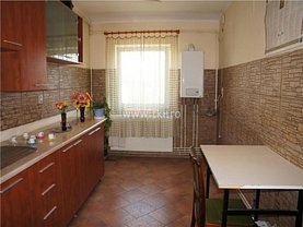 Apartament de vânzare 3 camere, în Sibiu, zona Calea Dumbravii