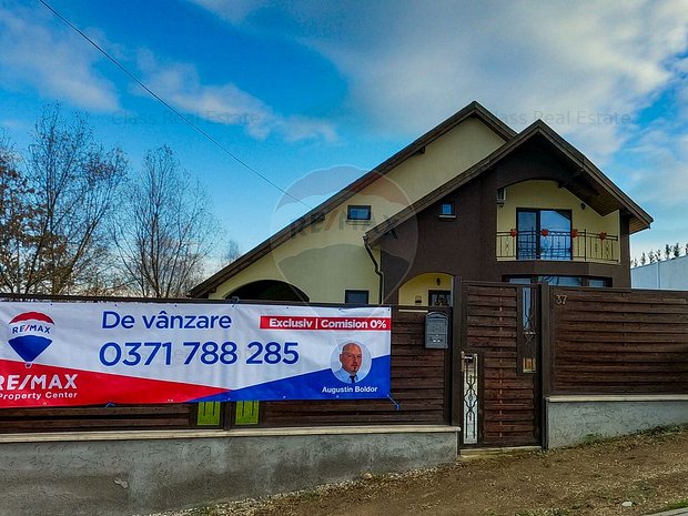 Casa / Vila Cu 6 Camere De Vanzare In Zona Zavoi, Deva, Jud. Hunedoara ...