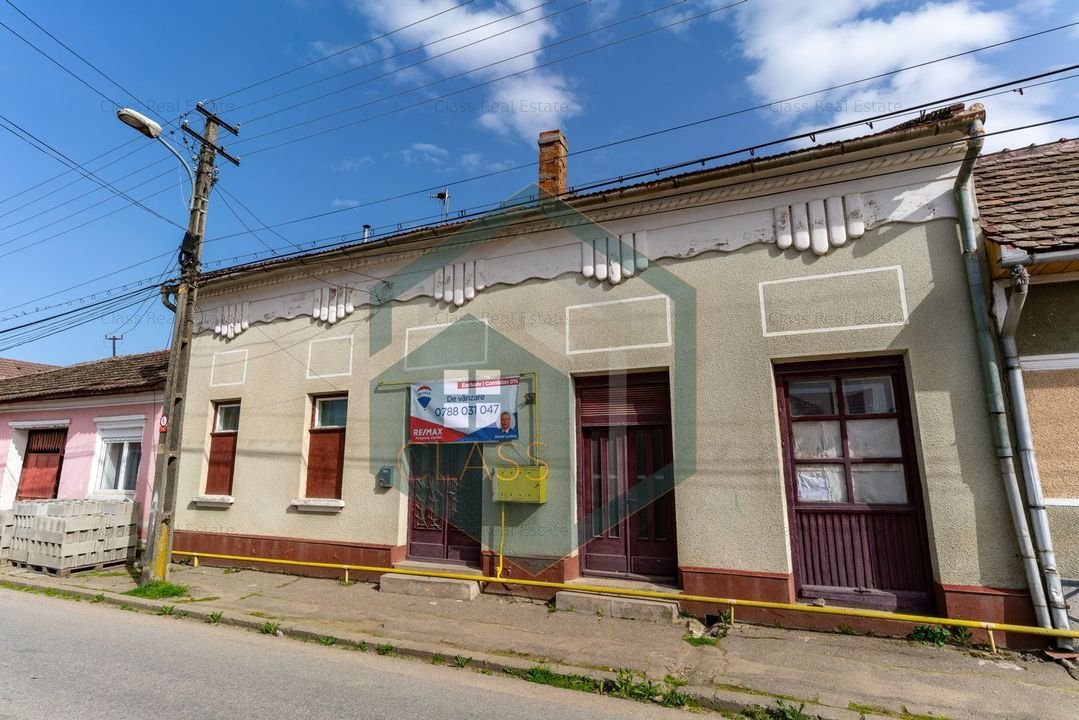 Casa 4 camere , in Orastie, jud. Hunedoara