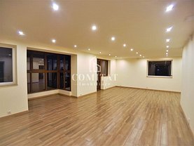Casa de închiriat 5 camere, în Cluj-Napoca, zona Andrei Mureşanu