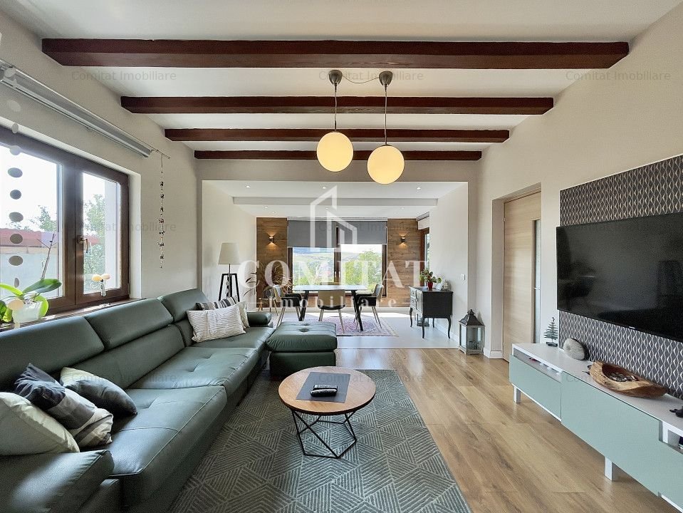 Casa individuala cu teren generos si panorama Chinteni